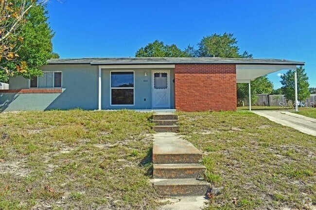 Building Photo - 1002 Cobblestone Dr Rental