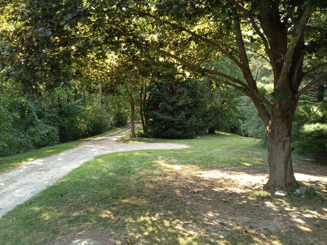 Photo - 801 Sanders Rd