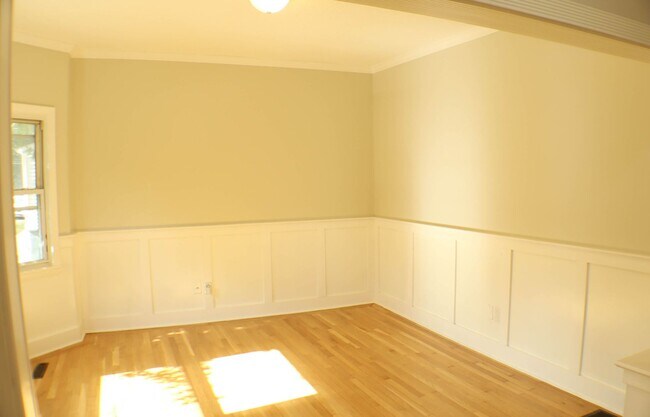 Photo - 235 Starr St Unit 1