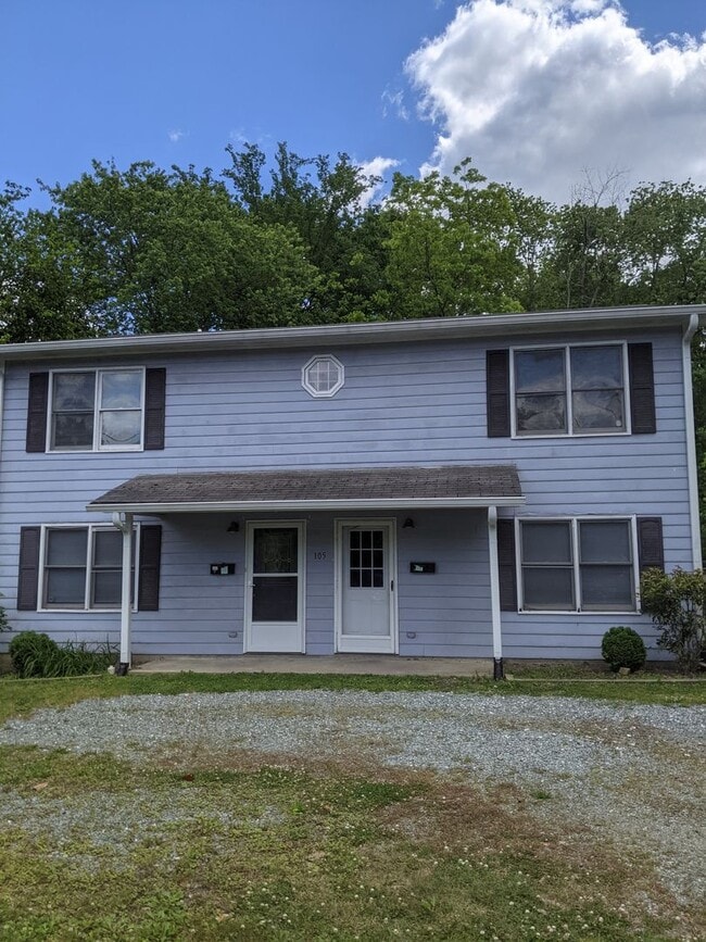 Building Photo - 105 Starlite Dr Unit A