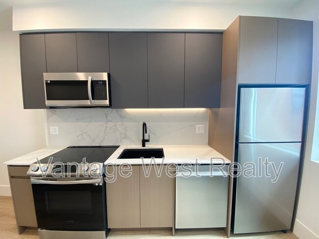 Building Photo - 720-720 K. L. O. Rd