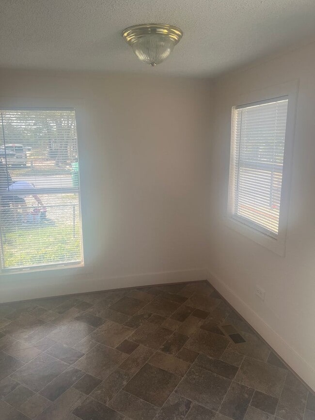 Photo - 2-Bedroom/ 1-Bath-Mobile Home $1,100/ Mo.