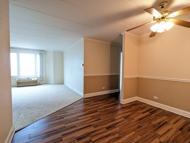 Photo - 1 Renaissance Pl Unit 911
