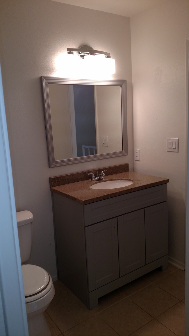 Photo - 11311 Tampa Ave