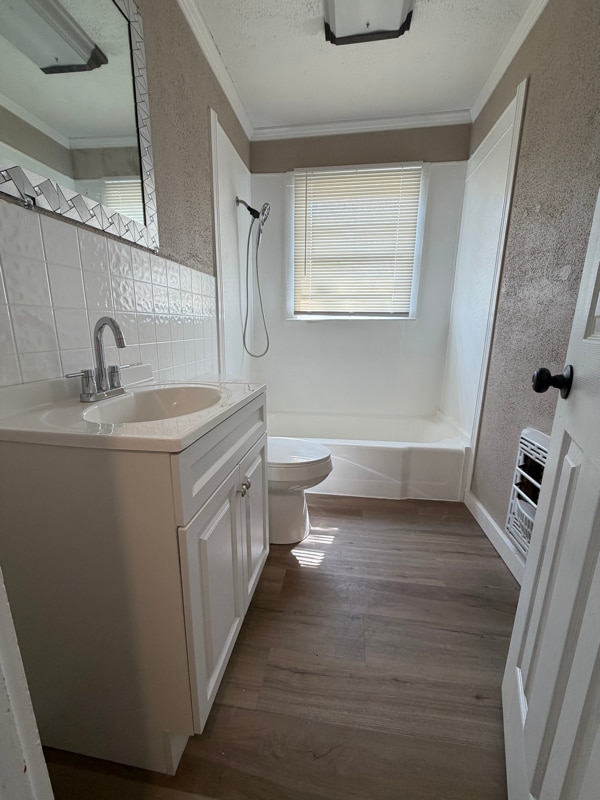 Photo - 304 W Main St