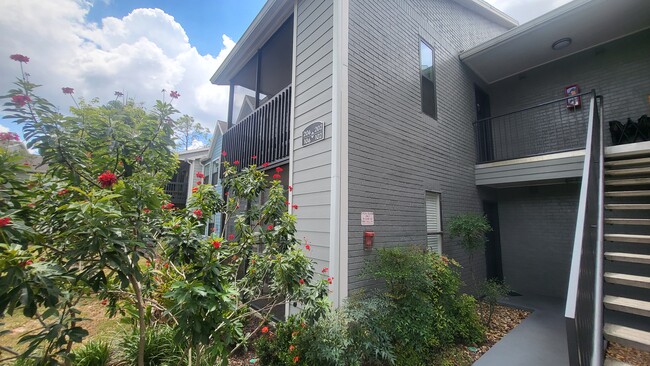 Photo - 3748 Idlebrook Cir Unit 206