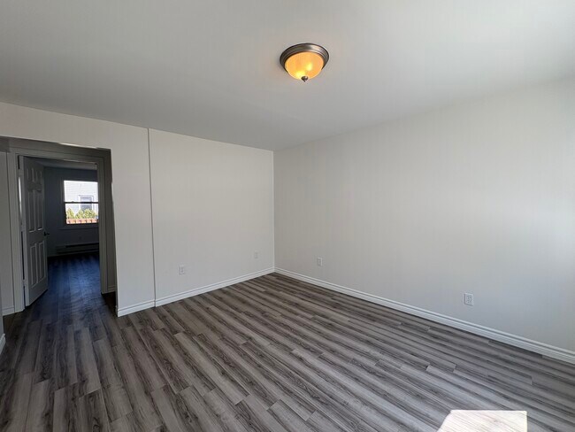 Photo - 1-57 Albert Street Cambridge Ontario N1r 3m9 Unité 1