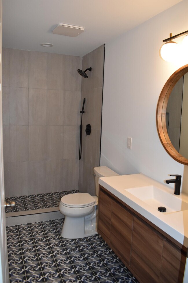 Photo - 3850 Juniata St Unit 3850