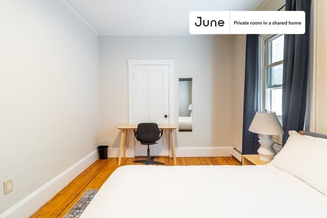 Photo - Room in Shared 4 bed/1 bath home Unit B