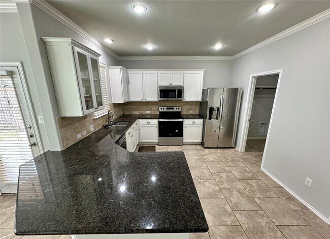 Photo - 117 Chickadee Ln