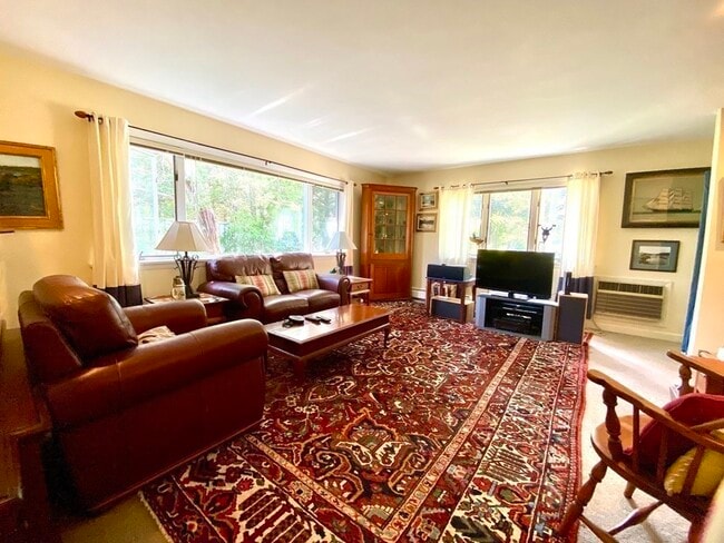 Photo - 9 Norwood Heights