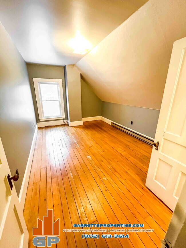 Photo - 24 Steeple Pl Unit 4