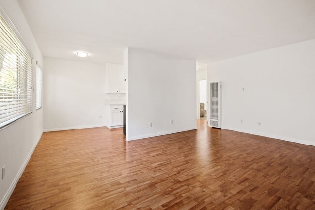 Photo - 1449 Princeton St Unit 2