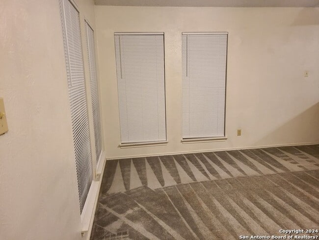 Photo - 620 Fern Meadow Dr