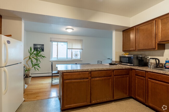 Photo - 717 Emerson St.