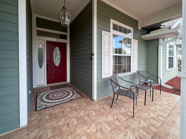 Photo - Pet Friendly 3BR/2BA Home on 1 acre in SW Gainesville - available Mid-October!