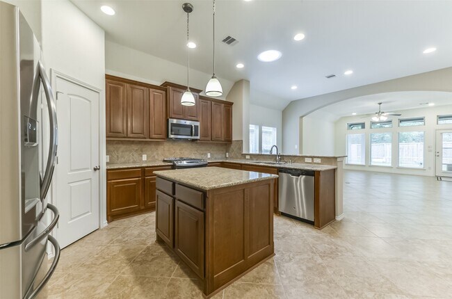 Photo - 248 Clementine Ct