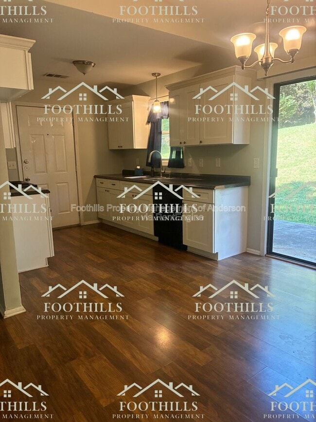 Photo - 303 Green Forest Dr