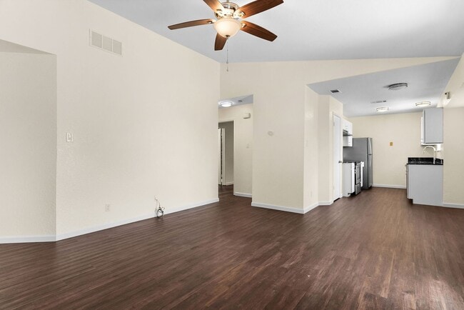 Photo - 2013 Hinkle Ave