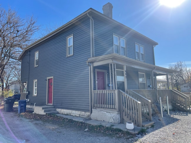 992 N 9th St