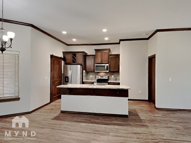 Photo - 11029 NW 8th St