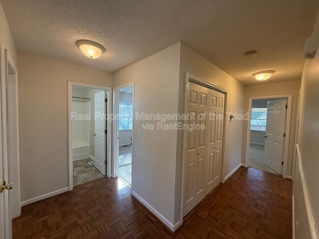 Photo - 1921 Bradford St