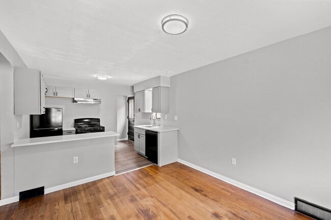 Photo - Stunning 2 bedroom home in Penn Hills available August 1!