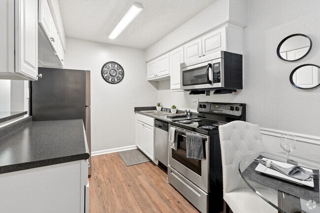 1BR-1BA - 540SF - Kitchen