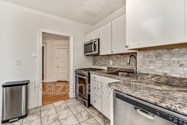Photo - 6737 N Lawrence St