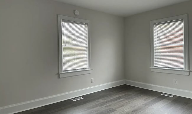 Photo - 510 Matthews St