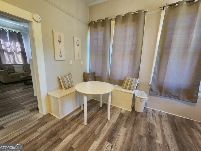 Photo - 917 Oakview Ave Unidad 5