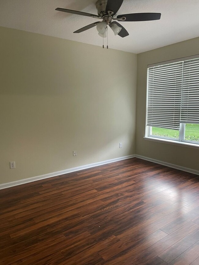 Photo - Beautiful Home in Twin Leaf! Available Now!!