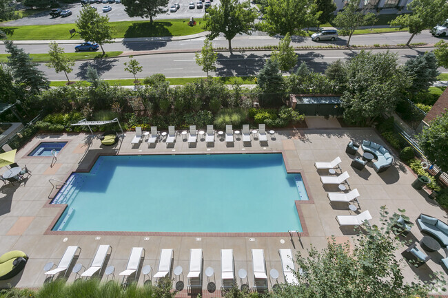 Building Photo - Promenade Place Rental