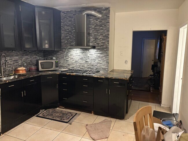 Photo - 109 Centre Ave