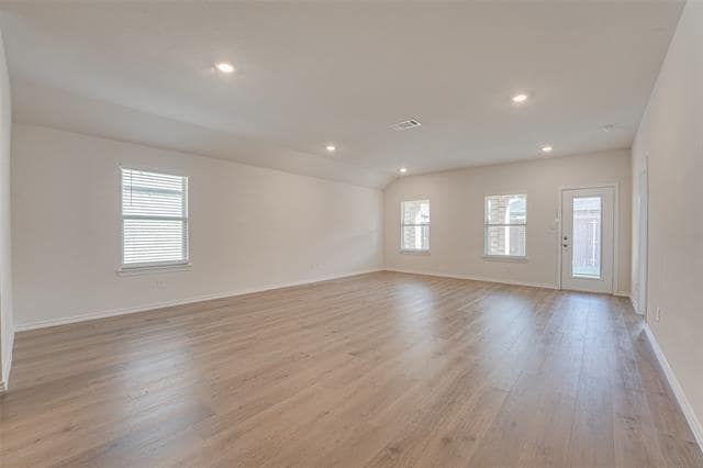 Photo - 212 HappyWell Ln