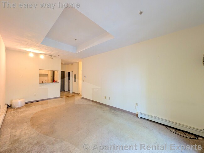 Photo - 373 Highland Ave Unidad #206