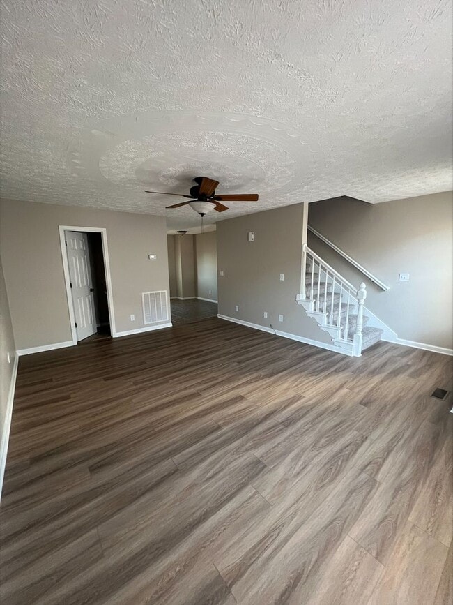 9 Ivy Ct