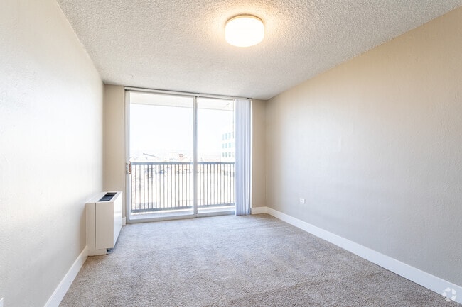 1HAB, 1BA - 668 ft²