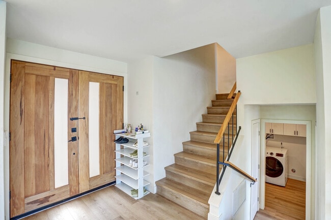 Photo - 27438 Elmbridge Dr