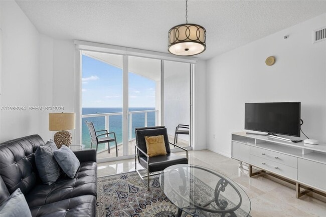 Photo - 16699 Collins Ave Unidad 2404