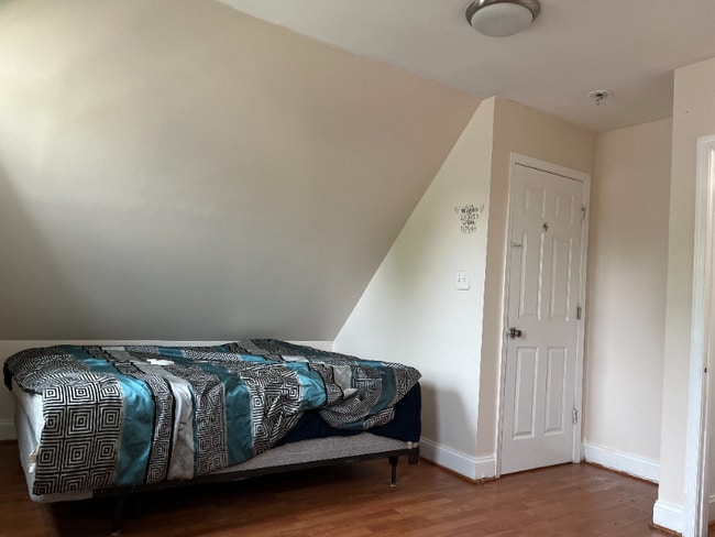 Photo - 3220 Brightwood Ave