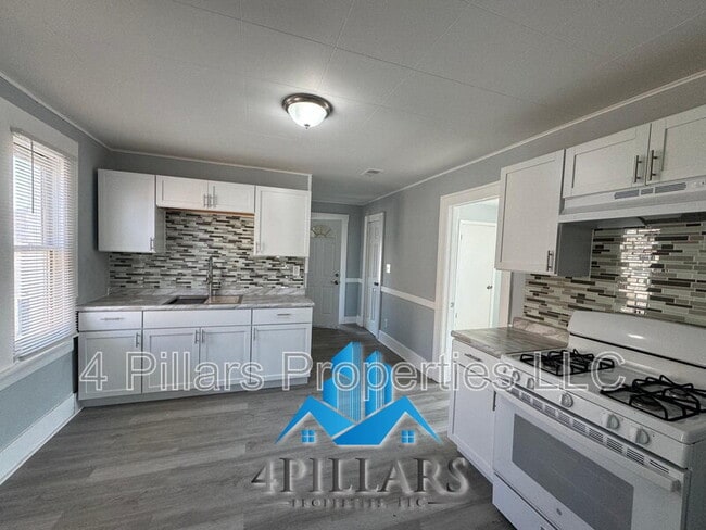 Photo - 1115 W 150th St Unidad 2nd Floor