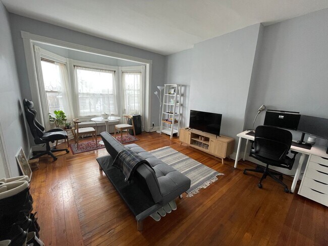 Photo - Bright & Spacious 1-Bedroom Apartment Perfect for Students | Heat & Hot Water Included | Near Cen... Unit 2F