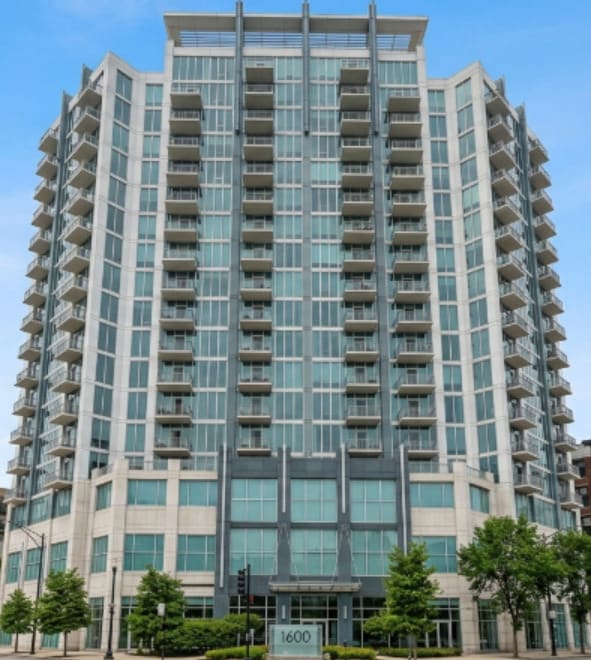 Building Photo - 1600 S Indiana Ave Unit 605