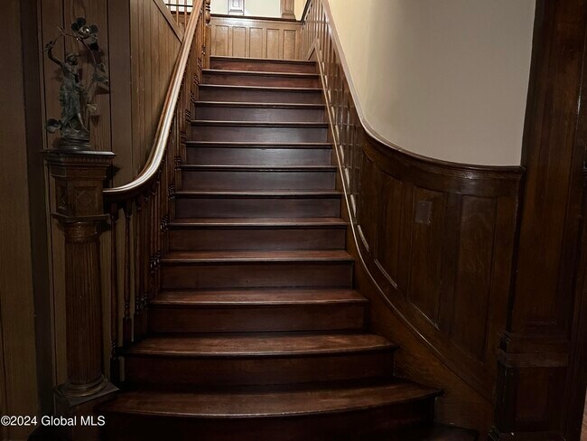 Photo - 1238 Union St Unit 3