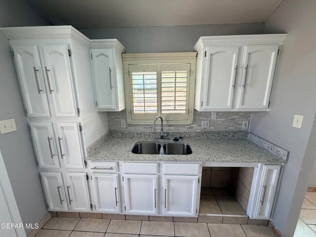 Photo - 1533 El Greco Cir