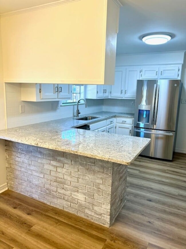 Photo - Corner lot in Huntleigh Woods