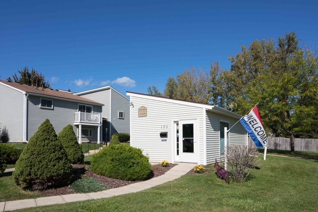 Springlake Apartments & Townhouses