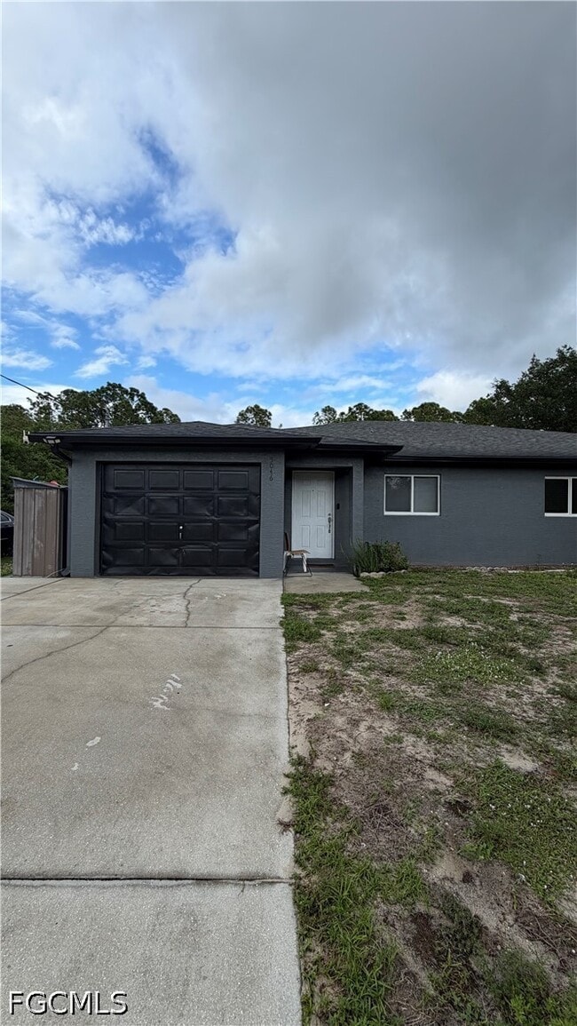 Photo - 5046 Locke Ln