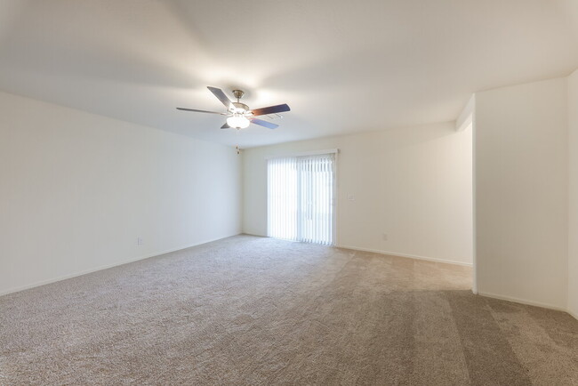 Photo - 25802 W Coles Rd